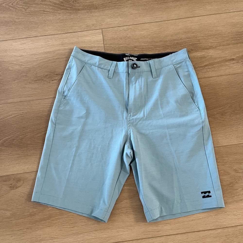 Billabong brand new mens/teenage boys shorts